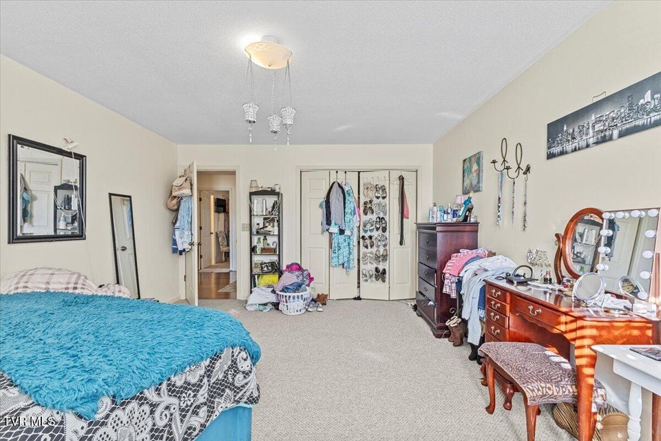 Photo #19: 1141 Timbers E 