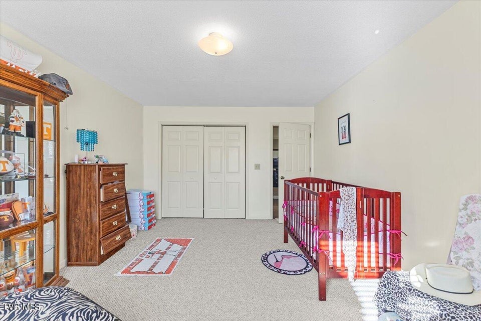 Photo #21: 1141 Timbers E 