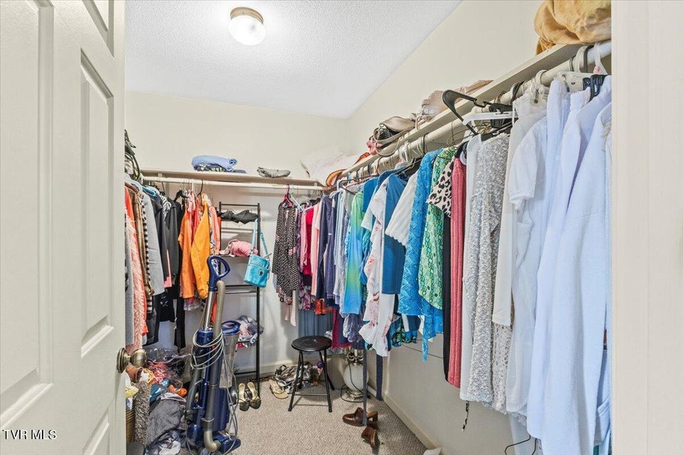 Photo #24: 1141 Timbers E 