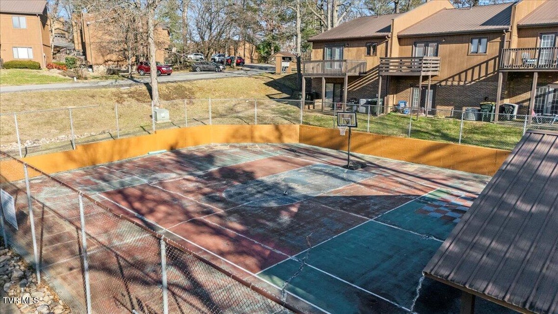 Photo #30: 1141 Timbers E 