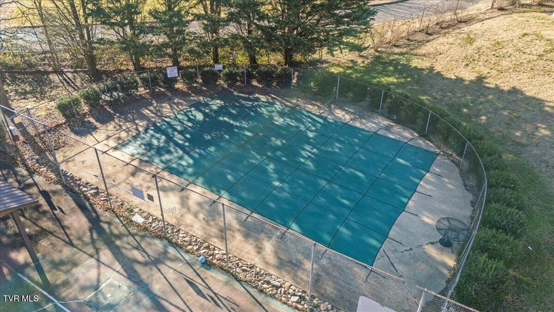 Photo #32: 1141 Timbers E 