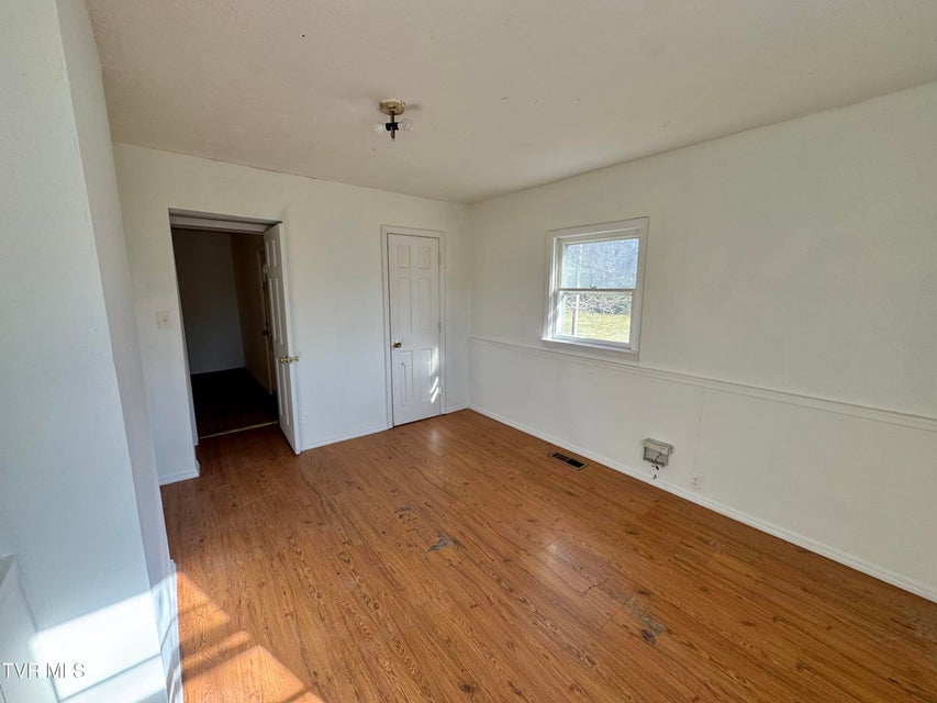 Photo #19: 169 Midland Circle