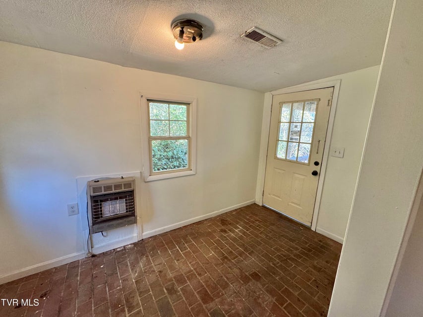 Photo #10: 169 Midland Circle