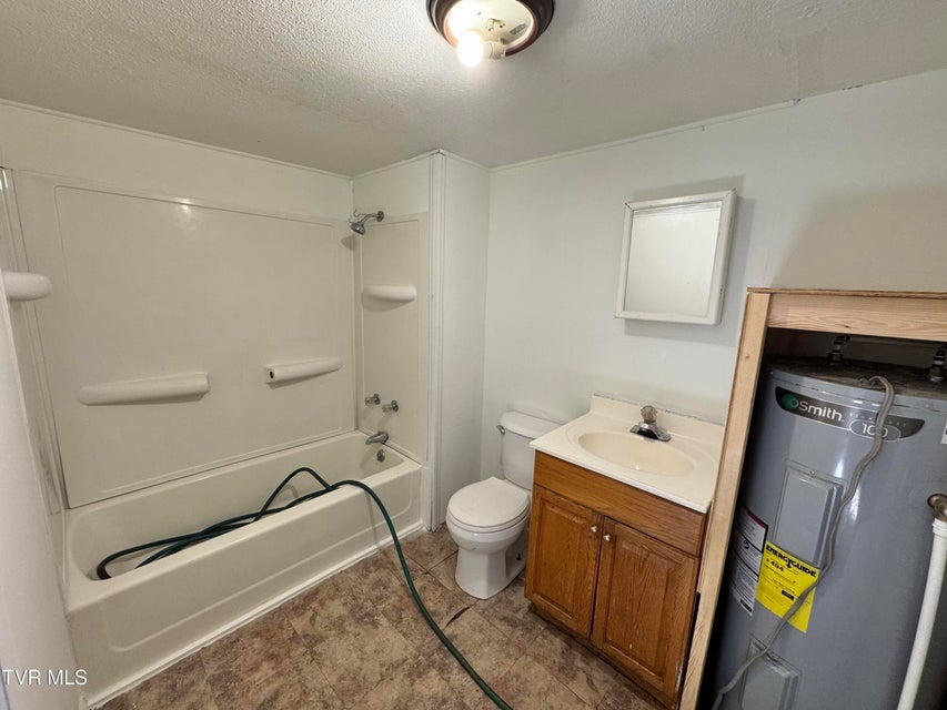 Photo #17: 169 Midland Circle