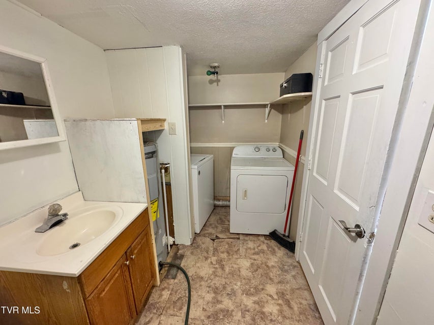 Photo #18: 169 Midland Circle