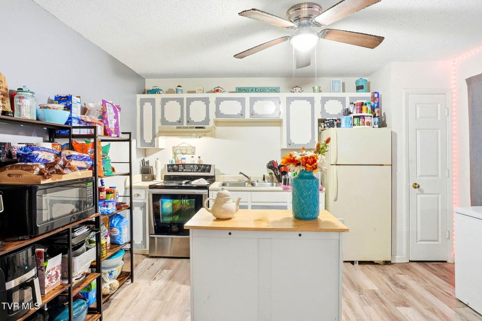 Photo #47: 8703 Highway 19e 