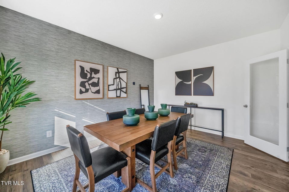 Photo #11: 229 Artist Avenue 