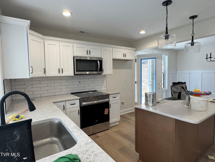 Photo #5: 325 Ty'S Place