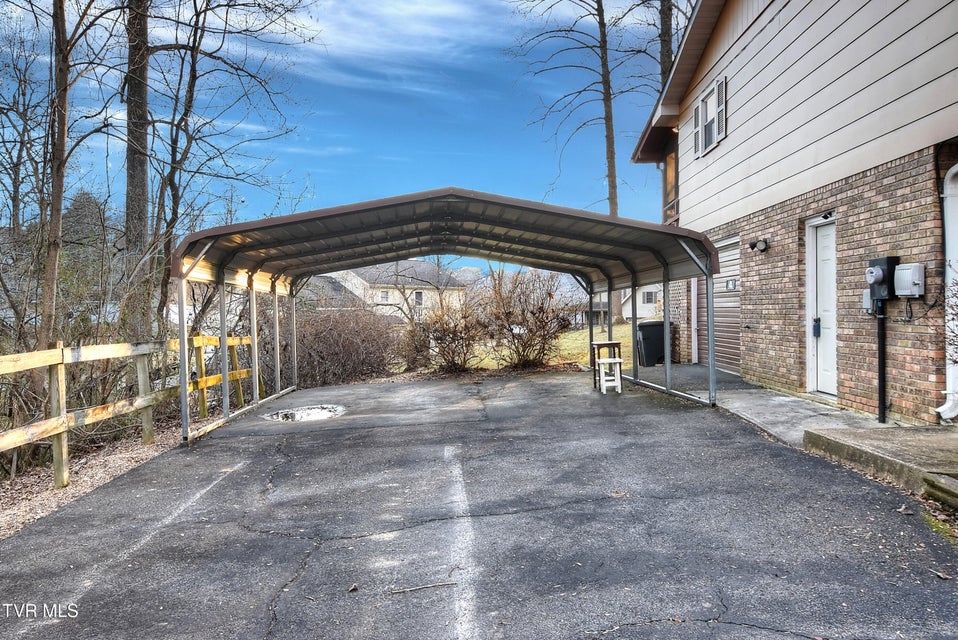 Photo #4: 114 Revere Circle