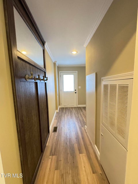 Photo #29: 2210 Carter Street