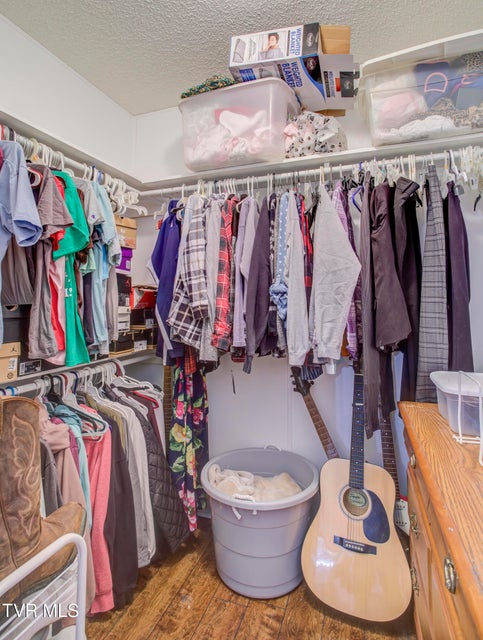 Photo #30: 2294 Island Road