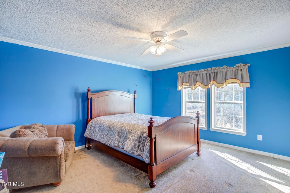 Photo #32: 2294 Island Road