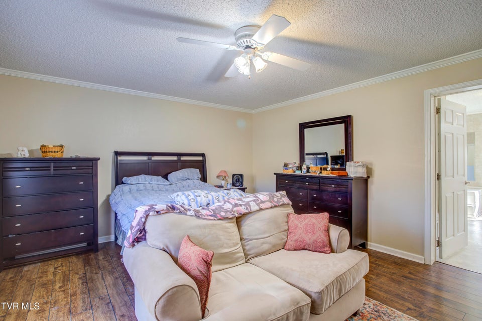 Photo #19: 2294 Island Road