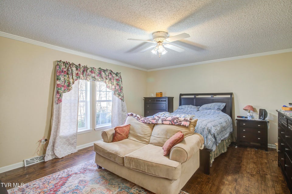 Photo #18: 2294 Island Road