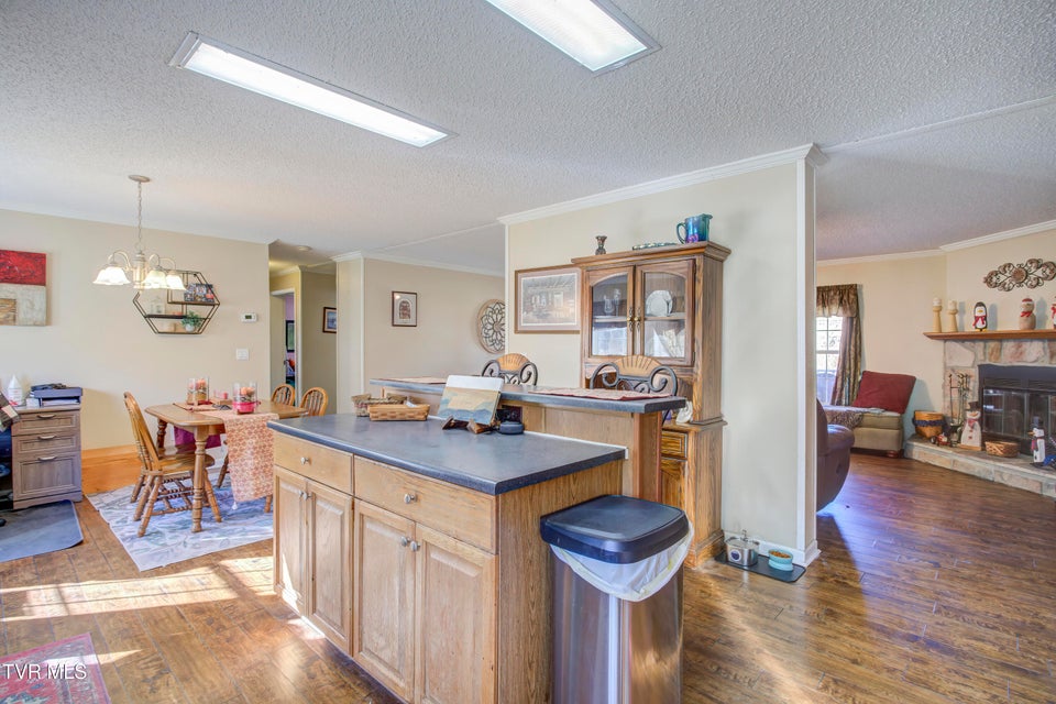 Photo #11: 2294 Island Road