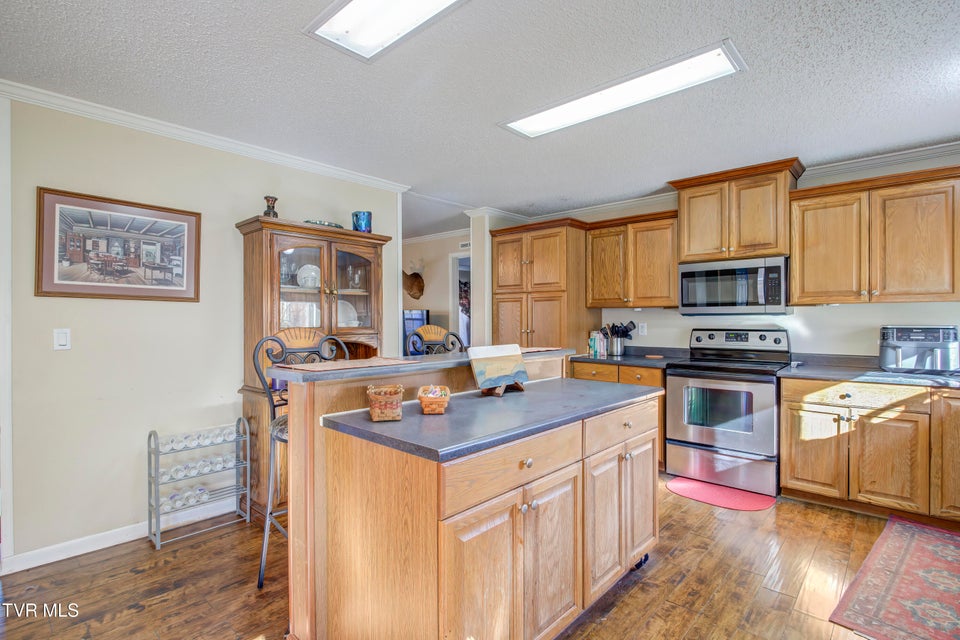 Photo #12: 2294 Island Road