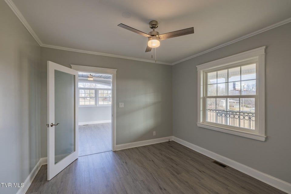 Photo #4: 194 Sparks Road 