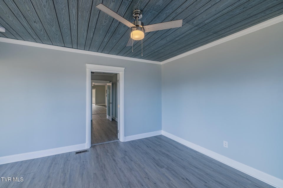 Photo #7: 194 Sparks Road 