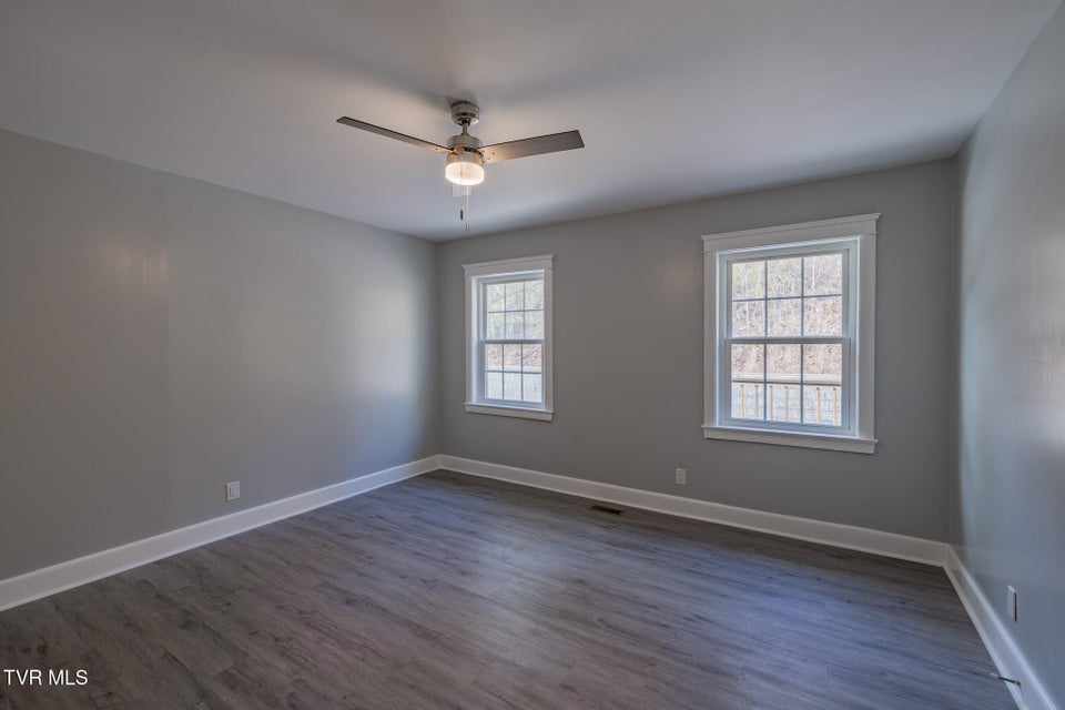 Photo #19: 194 Sparks Road 