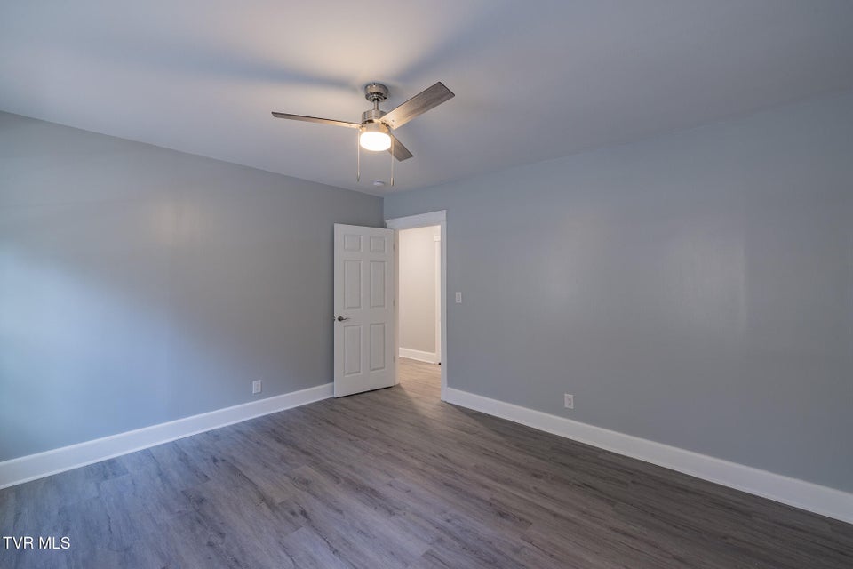 Photo #26: 194 Sparks Road 