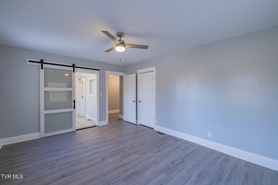 Photo #28: 194 Sparks Road 