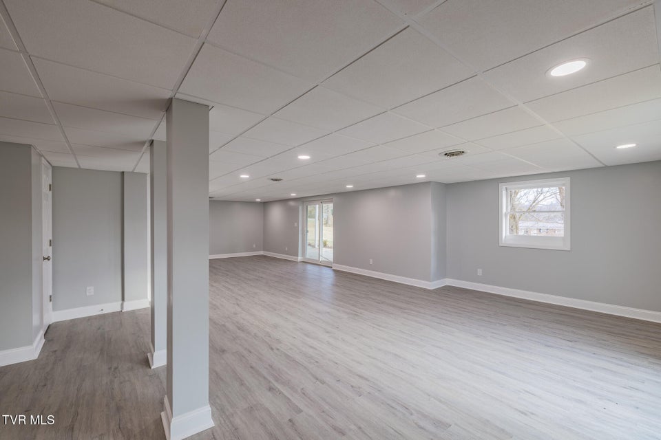 Photo #37: 194 Sparks Road 