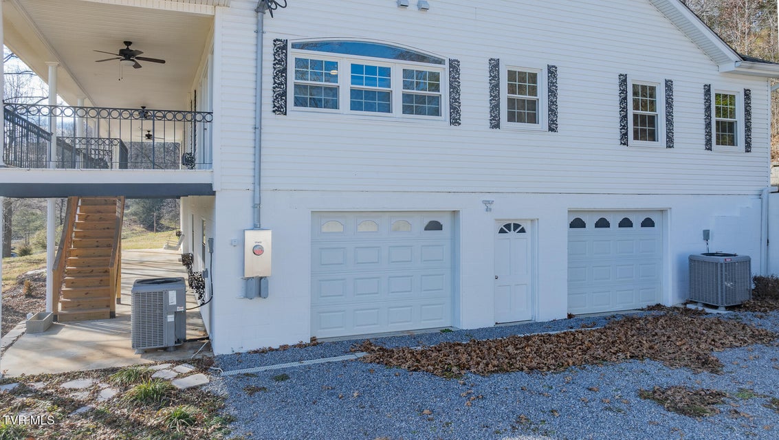 Photo #60: 194 Sparks Road 