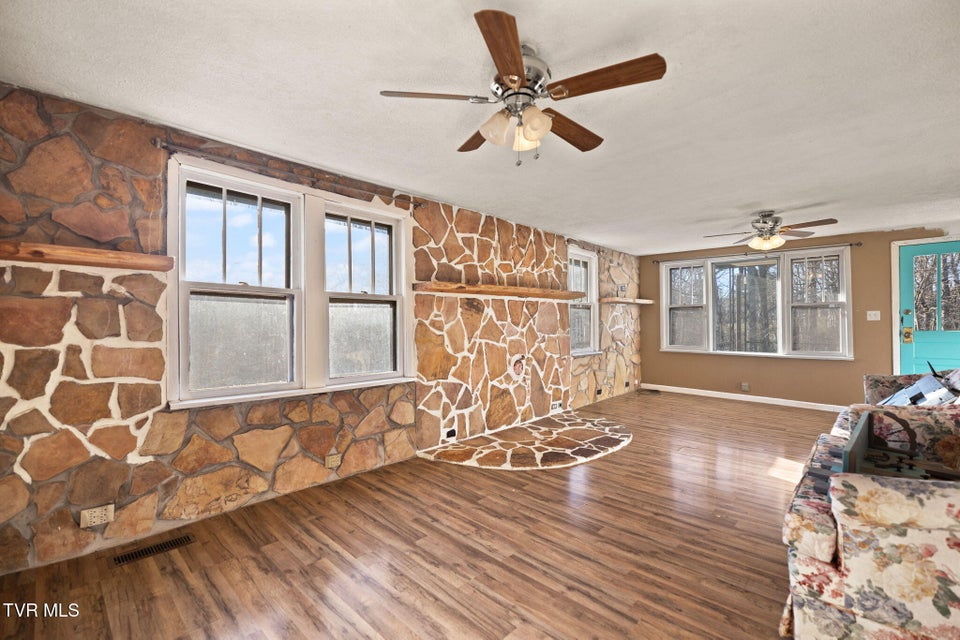 Photo #5: 249 Childs Lane