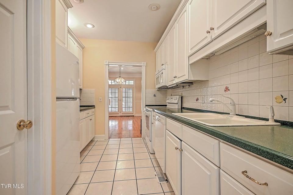 Photo #8: 1705 Birchfield Pvt Ct Court
