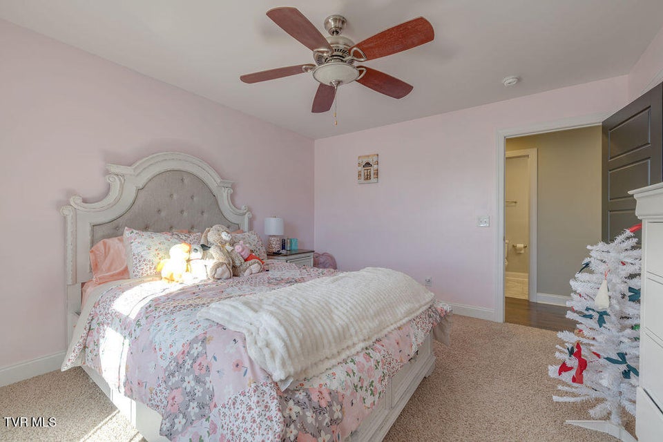 Photo #34: 1024 Little Shadden Way