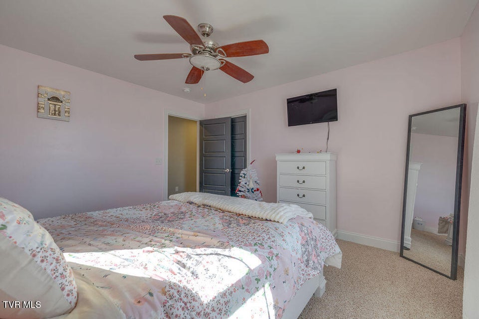 Photo #35: 1024 Little Shadden Way