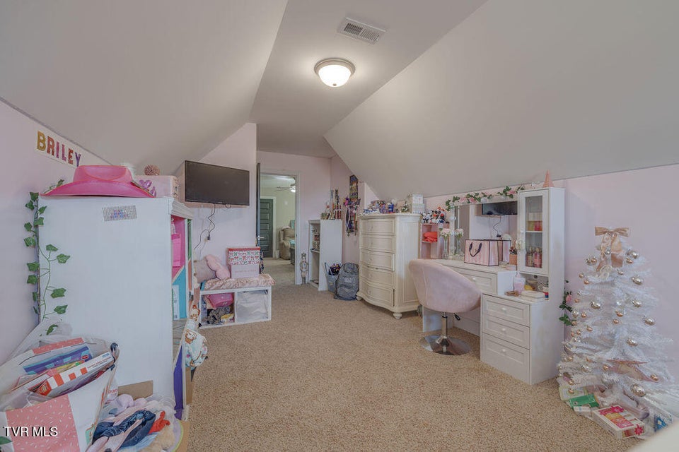 Photo #37: 1024 Little Shadden Way