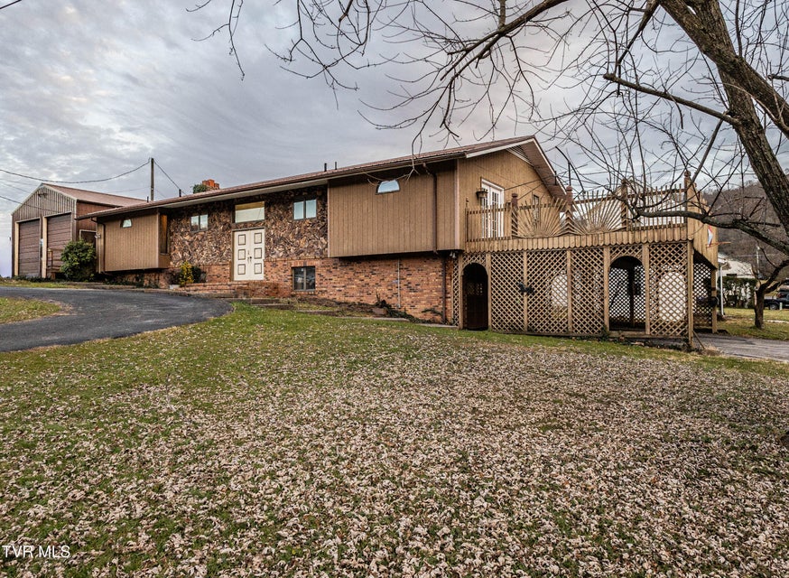 Photo #2: 316 Shawnee Avenue