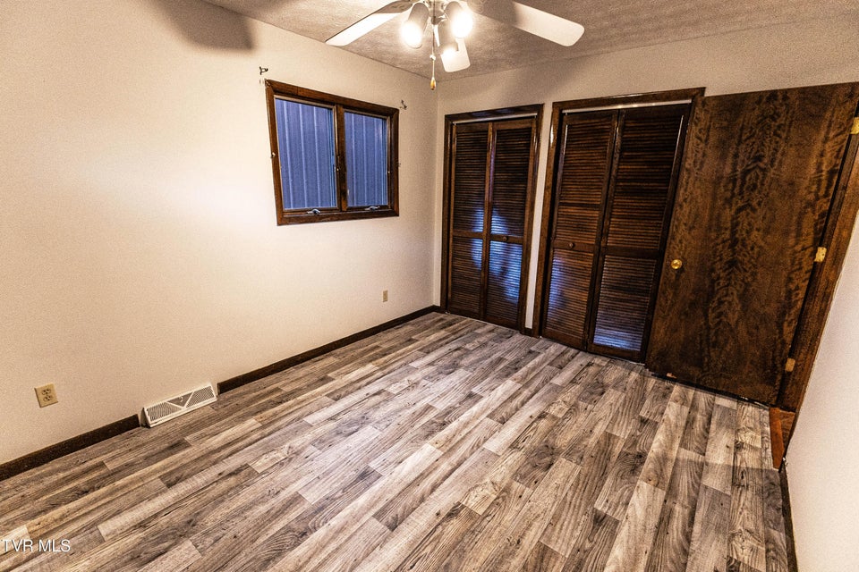 Photo #30: 316 Shawnee Avenue