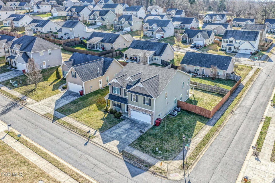 Photo #57: 619 Suffolk Road