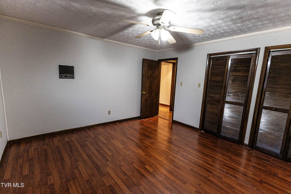 Photo #22: 316 Shawnee Avenue