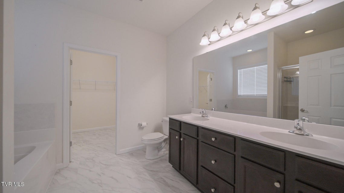 Photo #35: 619 Suffolk Road