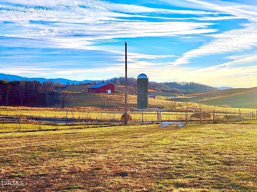 Photo #15: 489 Bill West Road