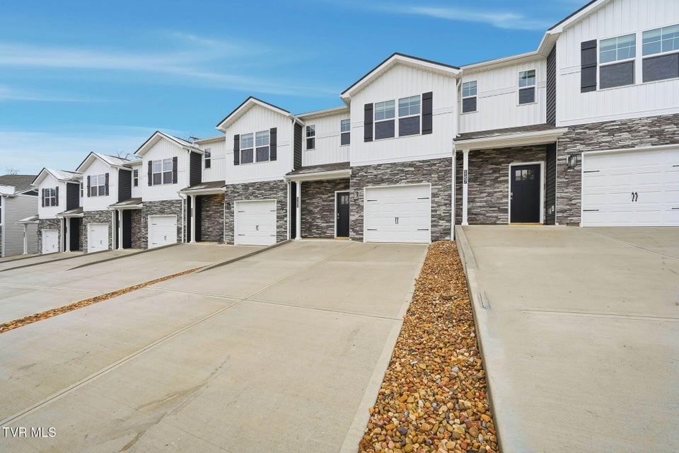 Photo #3: 1153 Wenna Way 