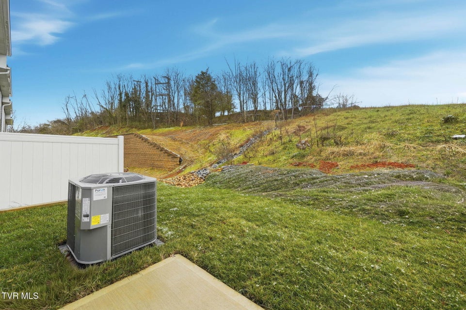 Photo #24: 1153 Wenna Way 