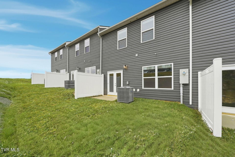 Photo #23: 1153 Wenna Way 