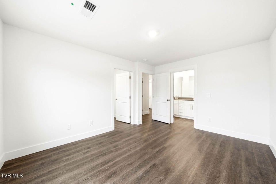 Photo #13: 1157 Wenna Way 