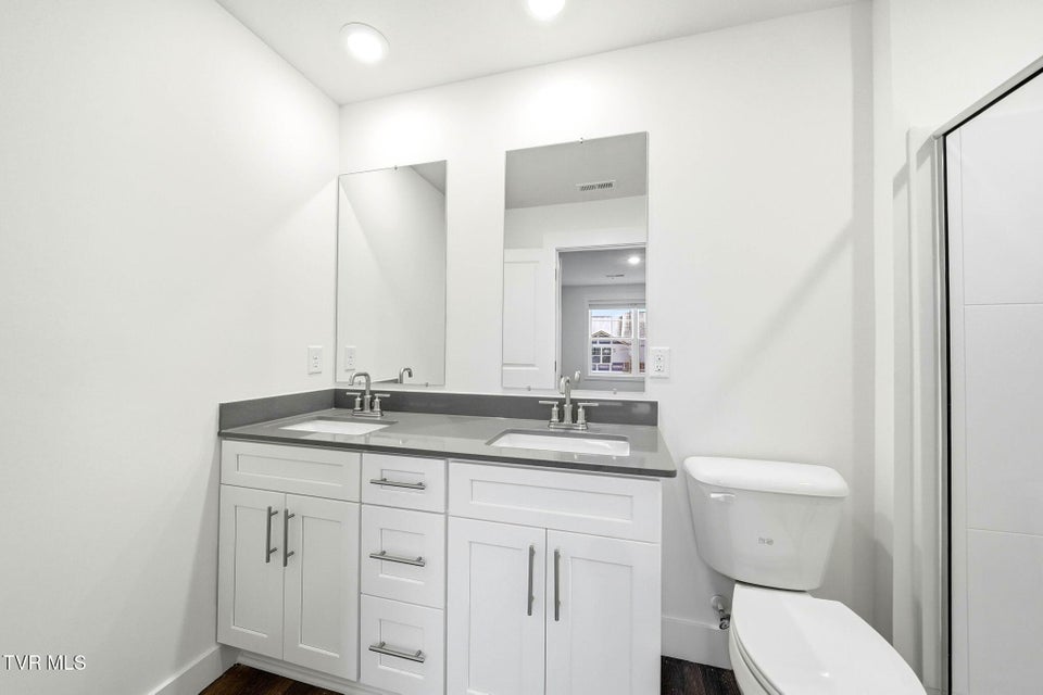 Photo #14: 1157 Wenna Way 