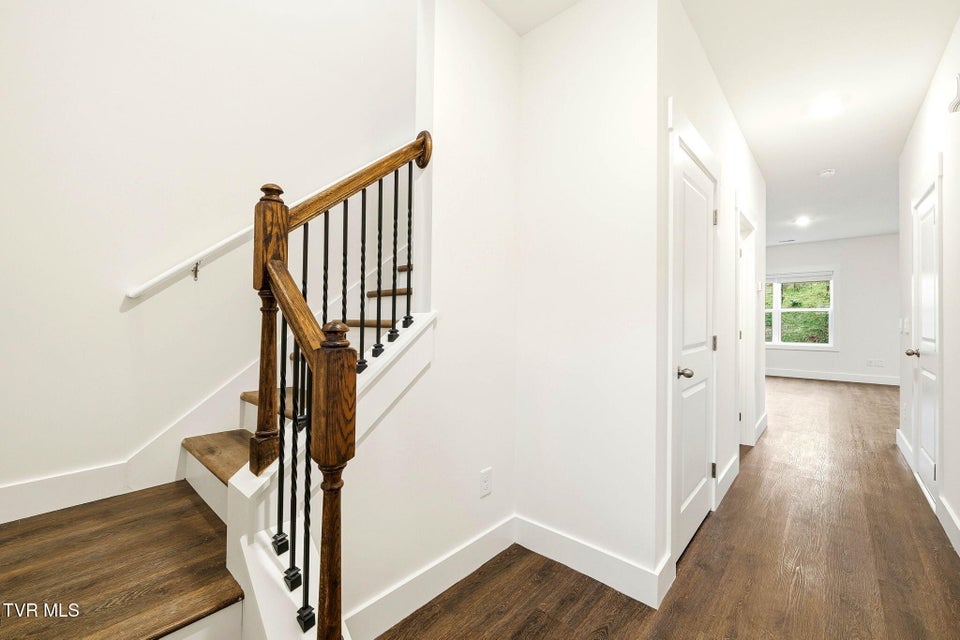 Photo #8: 1157 Wenna Way 