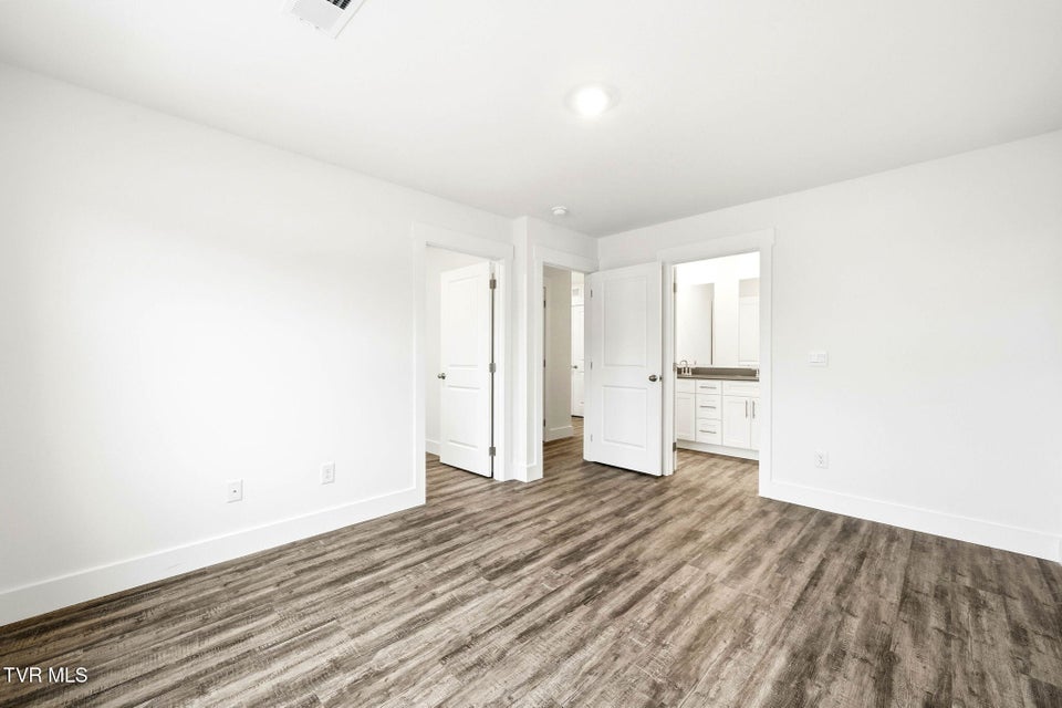 Photo #13: 1161 Wenna Way 