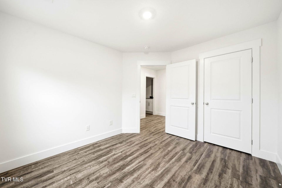 Photo #15: 1161 Wenna Way 