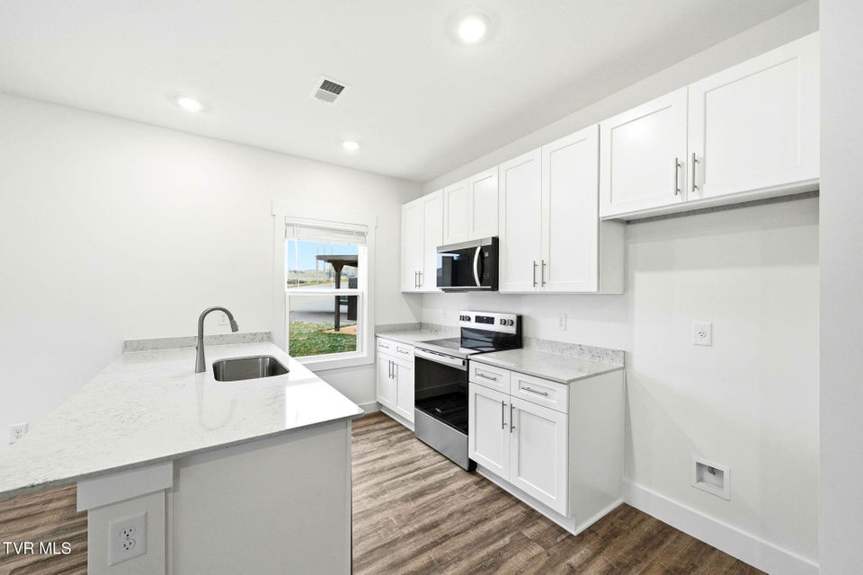 Photo #4: 1161 Wenna Way 