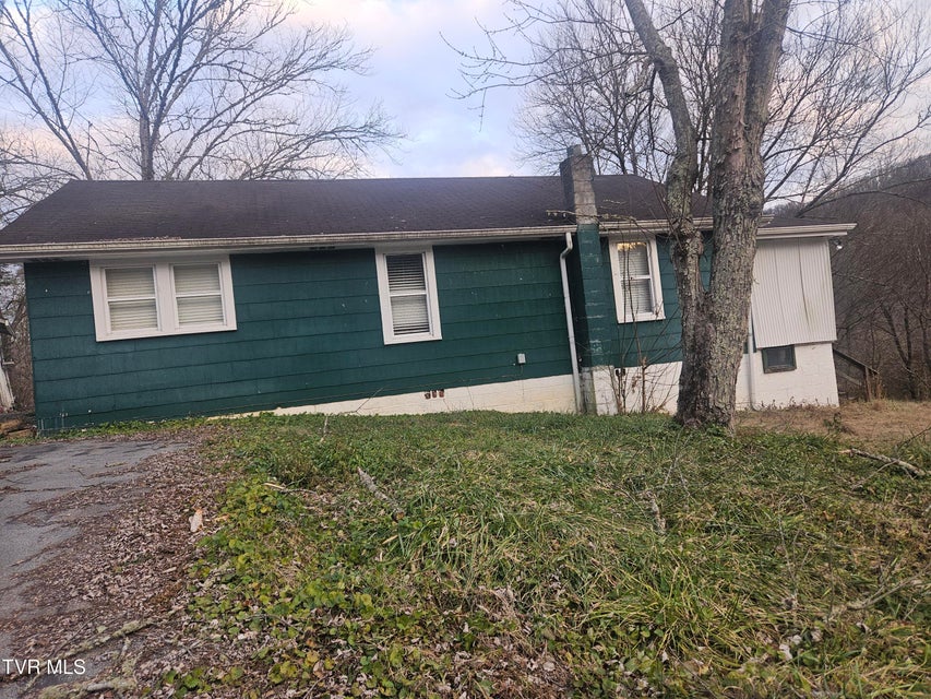 Photo #4: 160 Cherokee Drive