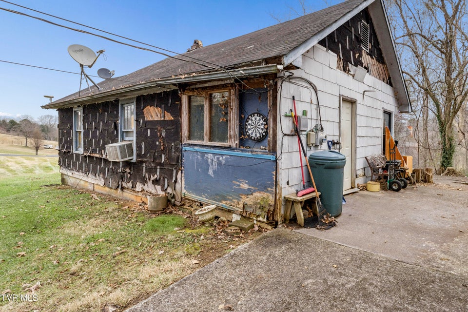 Photo #2: 277 Ridgeway Road