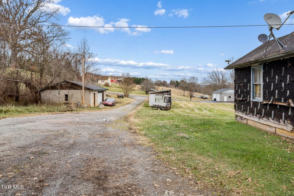 Photo #13: 277 Ridgeway Road